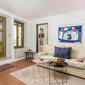  Apartment Dei Fiori